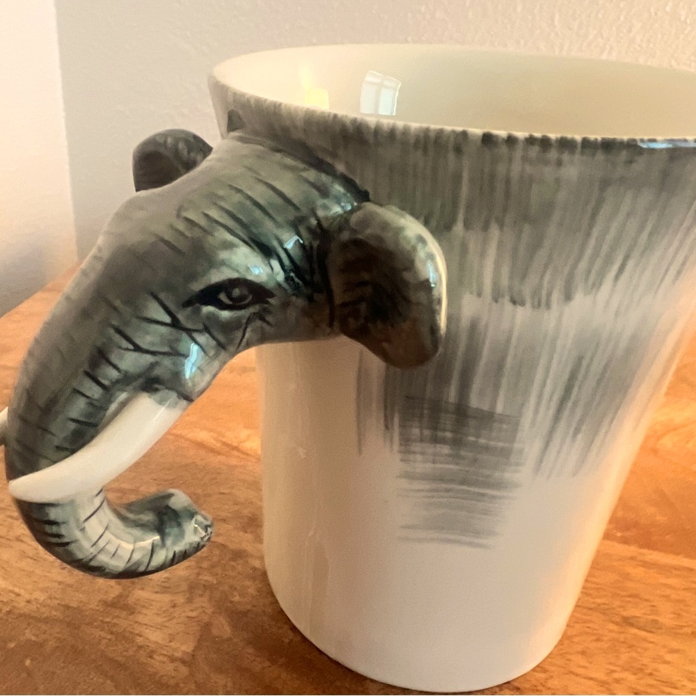 Elephant Trunk Handle 3D Pier One Gray Hand painted Stoneware Tea Coffee Mug Cup